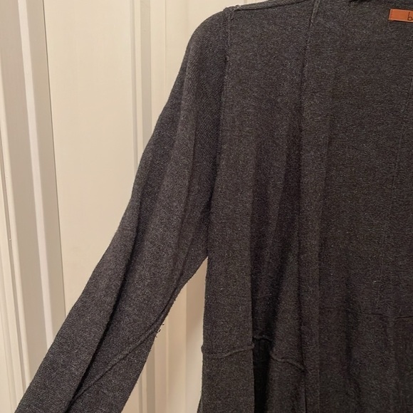 Belldini open cardigan sweater Size small black exposed seams viscose,‎ cashmere - Picture 6 of 14